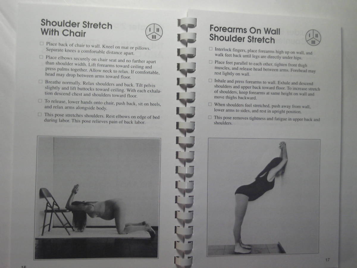 英語/ヨガ「Yoga for Pregnancy/妊産婦のためのヨガ」Sandra Jordon著　2005年発行