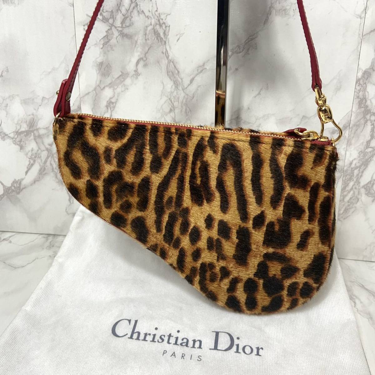 ☆極美品☆ Christian Dior ハラコ　レザー　切り替え　レオパード柄　裏地トロッター柄　サドルバック　ショルダーバッグ_画像3