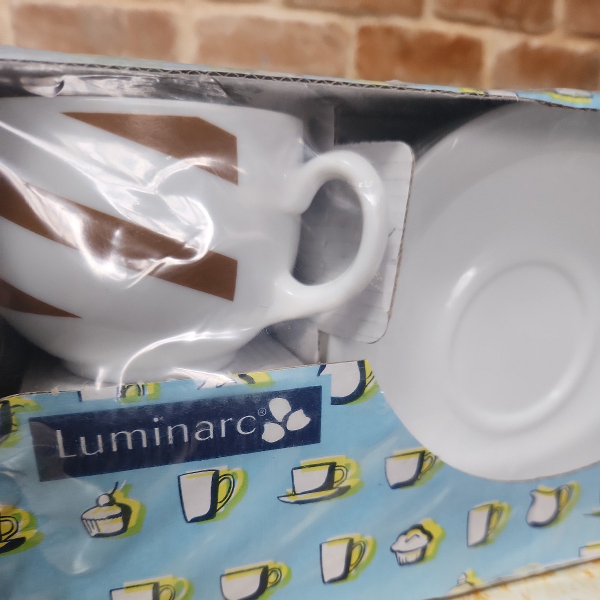 未使用Luminarcアルク バルネア カップ220&ソーサー6客　14×14×6.8cm 全面物理強化ガラス　コストコ　人気　ランキング_画像2
