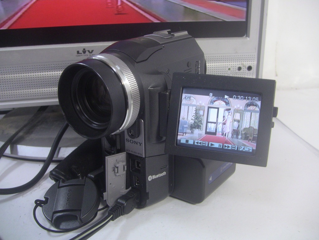 【動作確認済み・MiniDVビデオカメラ・ダビングにご使用ください！】SONY MiniDVビデオカメラ DCR-PC300/0561_画像1