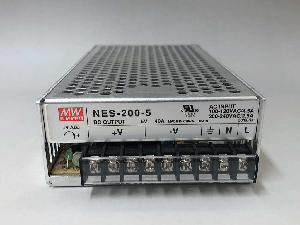 ★スイッチング電源 DC5V 200W 40A NES200-5 (MEAN WELL)　管理番号[F2-A0016]