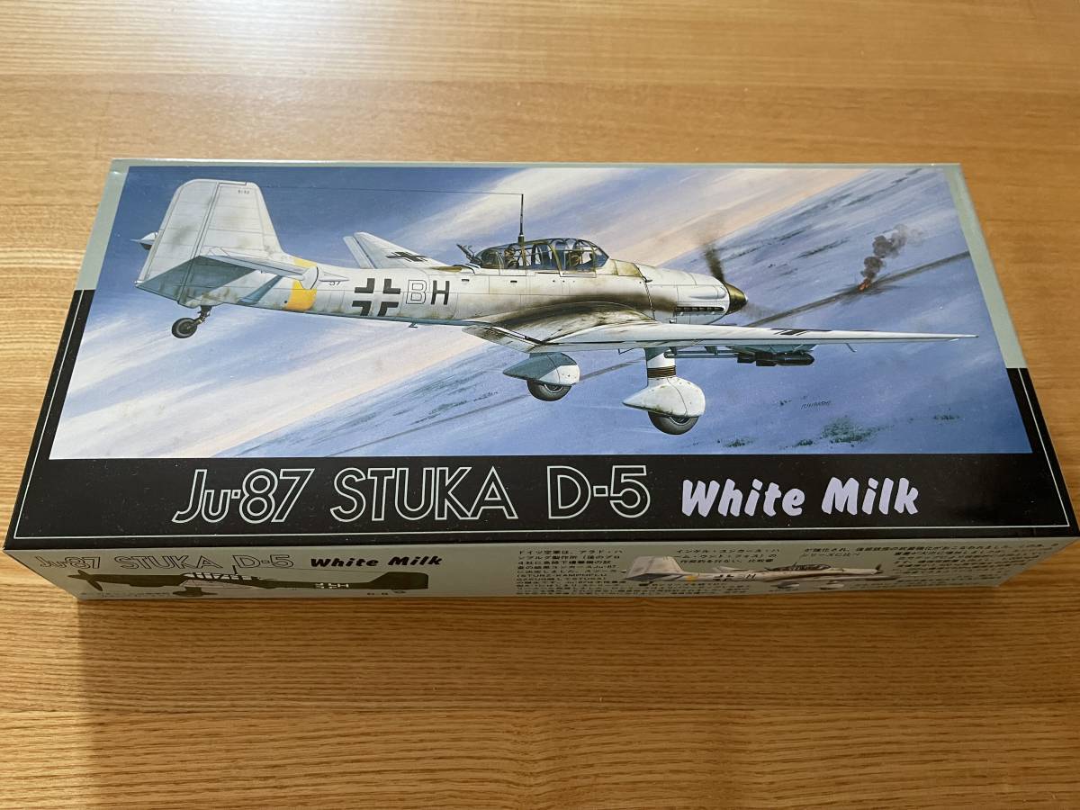 フジミ模型 F-4S Phantom II Black Bunny, Ju 87 Stuka D-5 White Milk, A-4M Skyhawk, A-7E Corsair Stinger 合計4機セット 1/72 FUJIMI_画像4