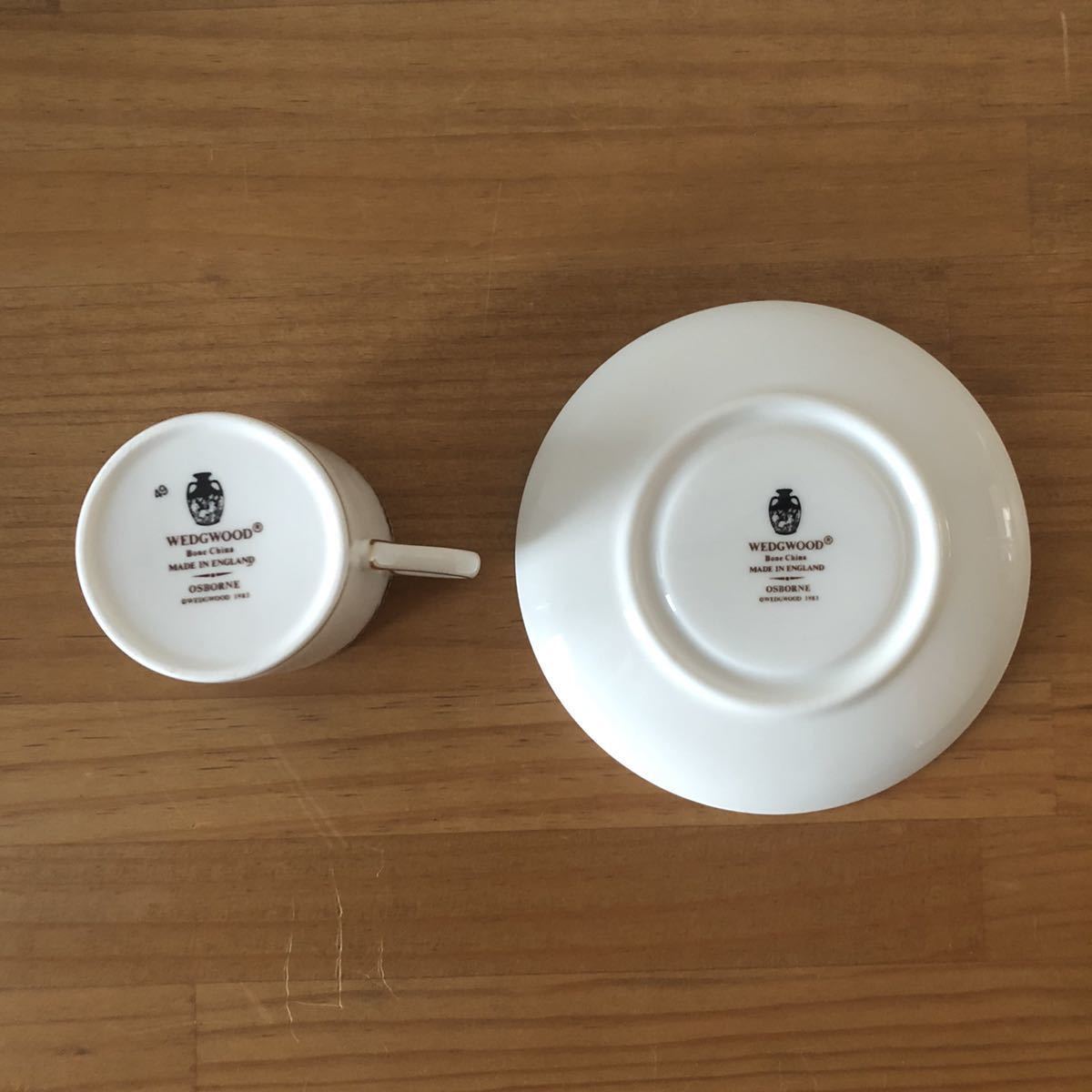 美品 廃版品 ウェッジウッド 黒壺 オズボーン カップ&ソーサー 美品 廃版品 ウェッジウッド 黒壺 オズボーン カップ&ソーサー