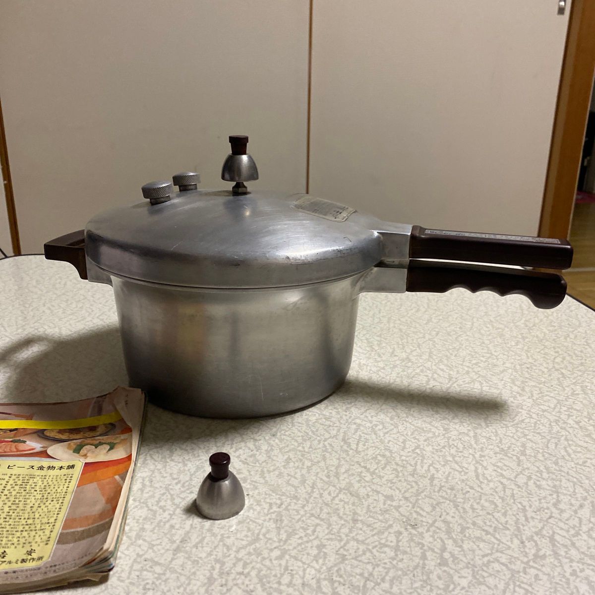 鋳物屋 ヘイワ 圧力鍋ピースプレッシャーパン家庭用圧力鍋3 8L|Yahoo 鋳物屋 ヘイワ 圧力鍋ピースプレッシャーパン家庭用圧力鍋3 8L|Yahoo