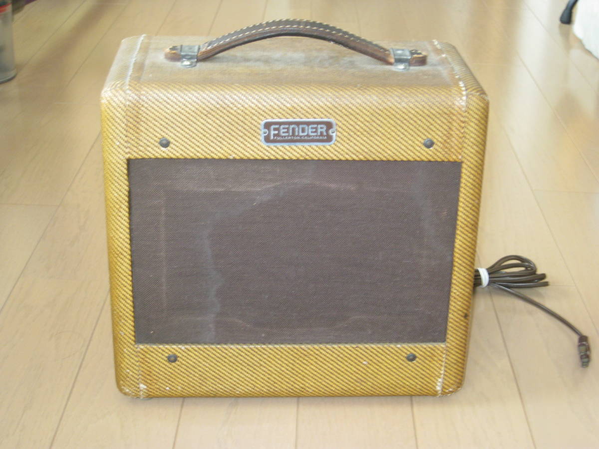 Fender ”CHAMP-AMP”　MODEL ５D1 Seriial NO. 8835　1955年製　Vintage　元気です！