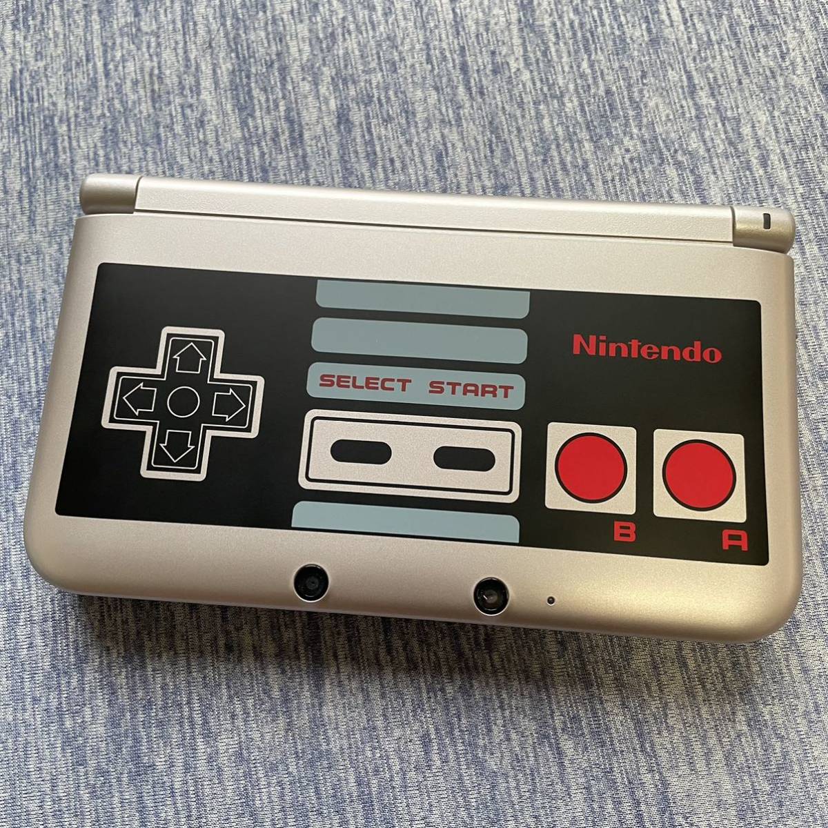 Nintendo 3DSXL Retro NES Edition 北米版 ポケモンバンク