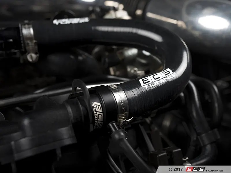 ◆◆ VW ゴルフ5 / ゴルフ6R / Audi TTS 8J / S3 8P 用 シリコンPCVホース セット ECS Tuning製 Silicone Upper & Lower PCV Hose Set ◆◆_画像4