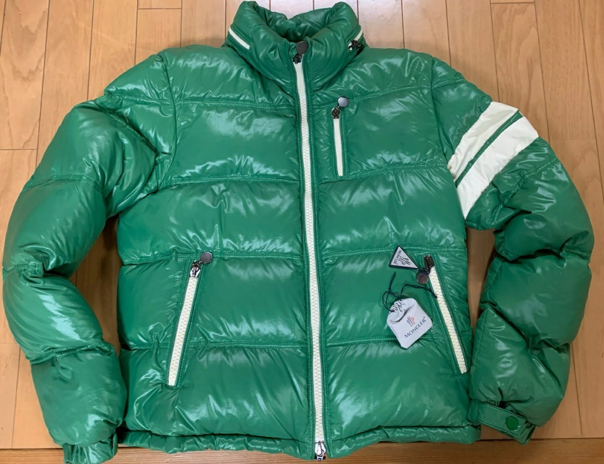 激レア希少モデルの極上品 MONCLER ERICモンクレール エリック ダウンジャケット グリーン アニメタグ綺麗です 緑 確実正規品 人気サイズ3_画像1