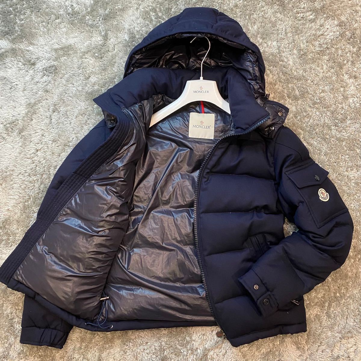 一部予約！】 MONCLER モンクレール 【極美品】正規品 モンジュ