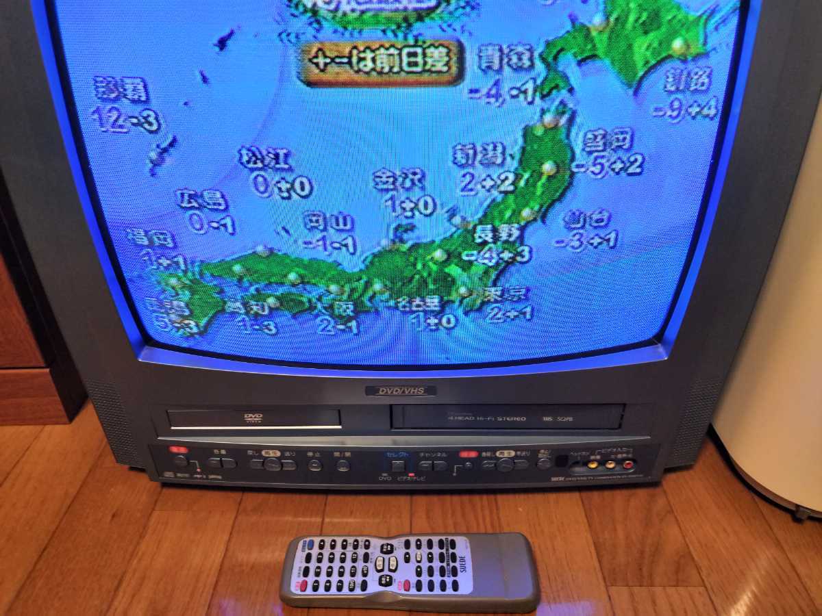 ☆希少☆ ブラウン管テレビ フナイ 20型DVD内蔵テレビデオ テレビデオ FUNAI カラーテレビ DV-20AE1_画像2