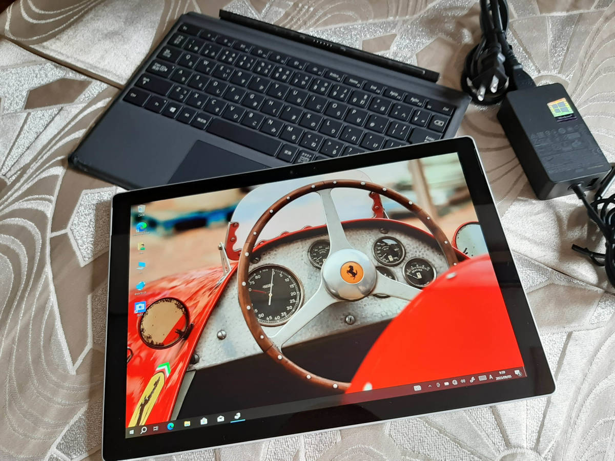 Surface Pro6 第8世代 i5 8350U 8G 256GB/SSD WiFi Bluetooth Camera