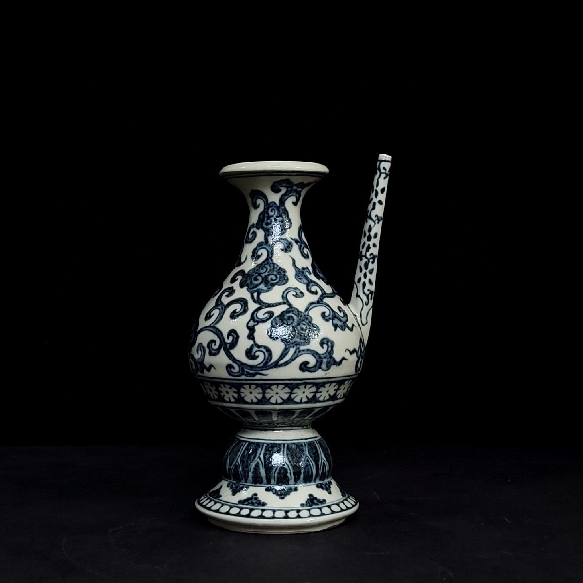◆古寳堂◆明 宣德年製款 青花 纏枝靈芝紋 水瓶 古陶瓷品 極細工 古置物 古擺件 中国古美術 時代物 古董品