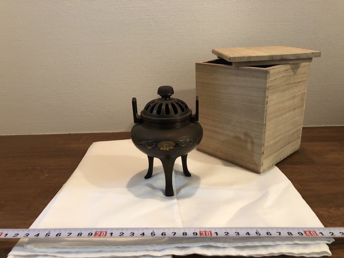 中国美術　三つ足香炉　仏具　金属工芸_画像3