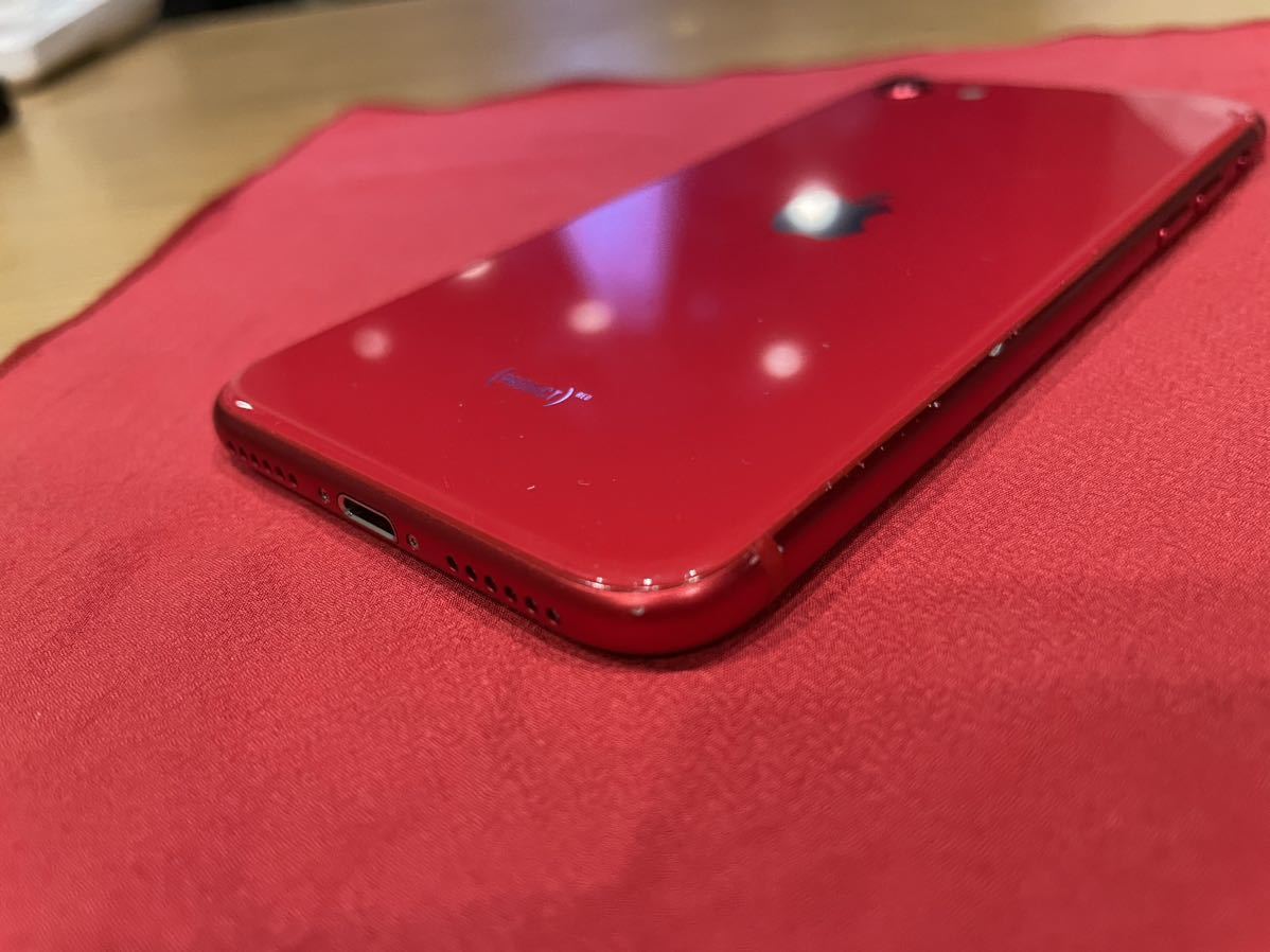 【送料込】Apple iPhone SE RED 64GB SIMフリー 付属品有り 本体・画面キズあり カメラガラス交換_画像7