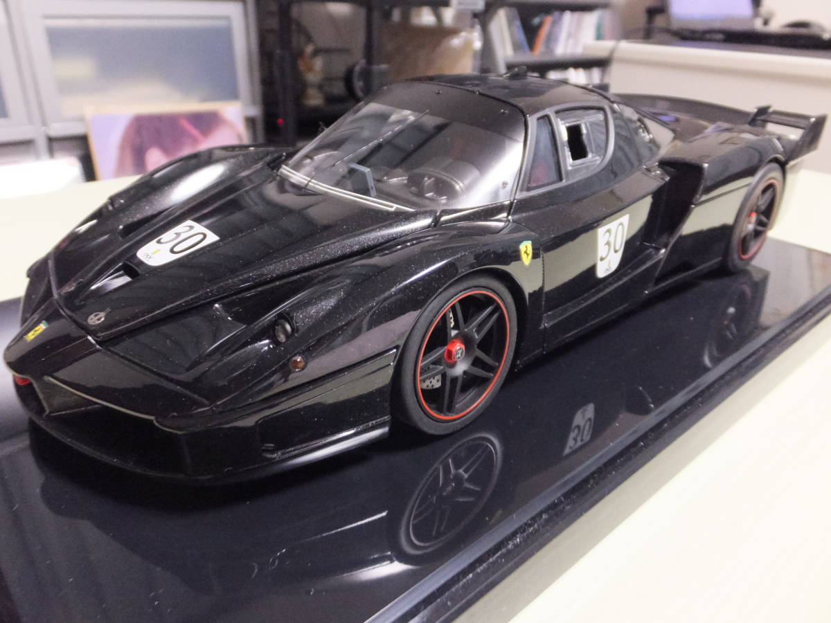 Hot Wheels MATTEL ELITE 1/18 Ferrari FXX 限定モデル：ホット