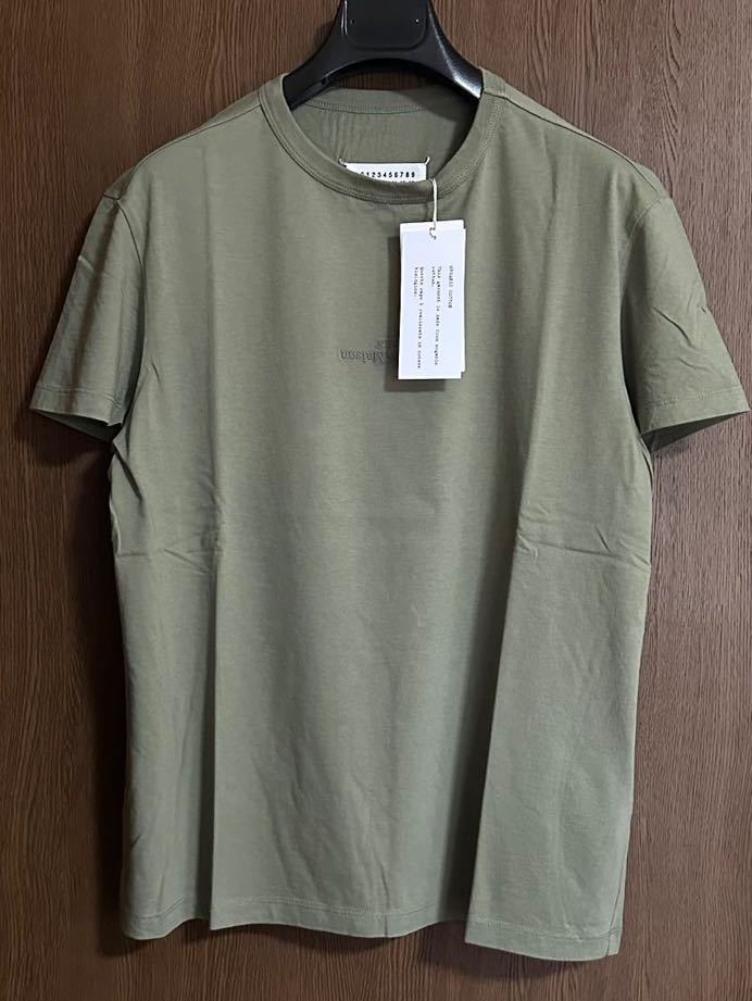 XXL新品56%of メゾンマルジェラ ディストーテッド リバースロゴ Tシャツ 22AW size XXL Maison Margiela 10 メンズ 半袖 カットソー カーキ