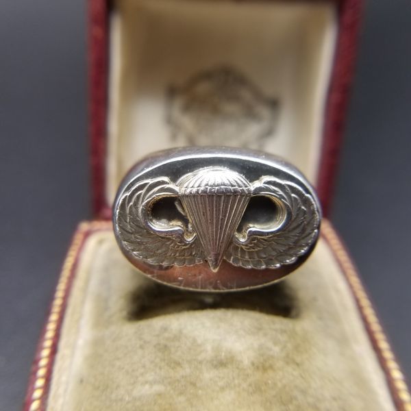 新しいスタイル ヴィンテージ シルバー 925 シグネット ミリタリー エンブレム パラシュート WWII リング 10Y-L レプリカ 指輪 銀 13.7g 17号~