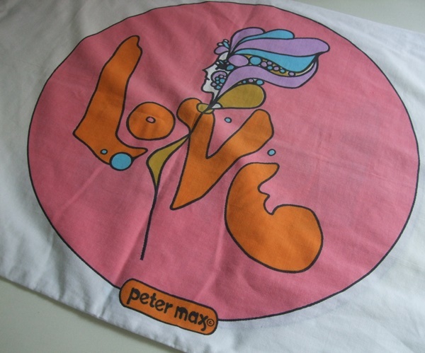 VINTAGE 60s 70s peter max ピーターマックス ピローケース 枕カバー LOVE ビンテージ サイケ ヒッピー 米国製　インテリア ディスプレイ_画像2