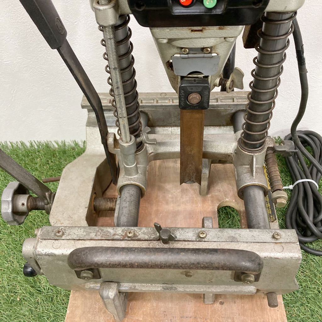 makita マキタ 手動カクノミ 角ノミ 角のみ 木工 穴あけ 7304 makita マキタ 手動カクノミ 角ノミ 角のみ 木工 穴あけ 7304
