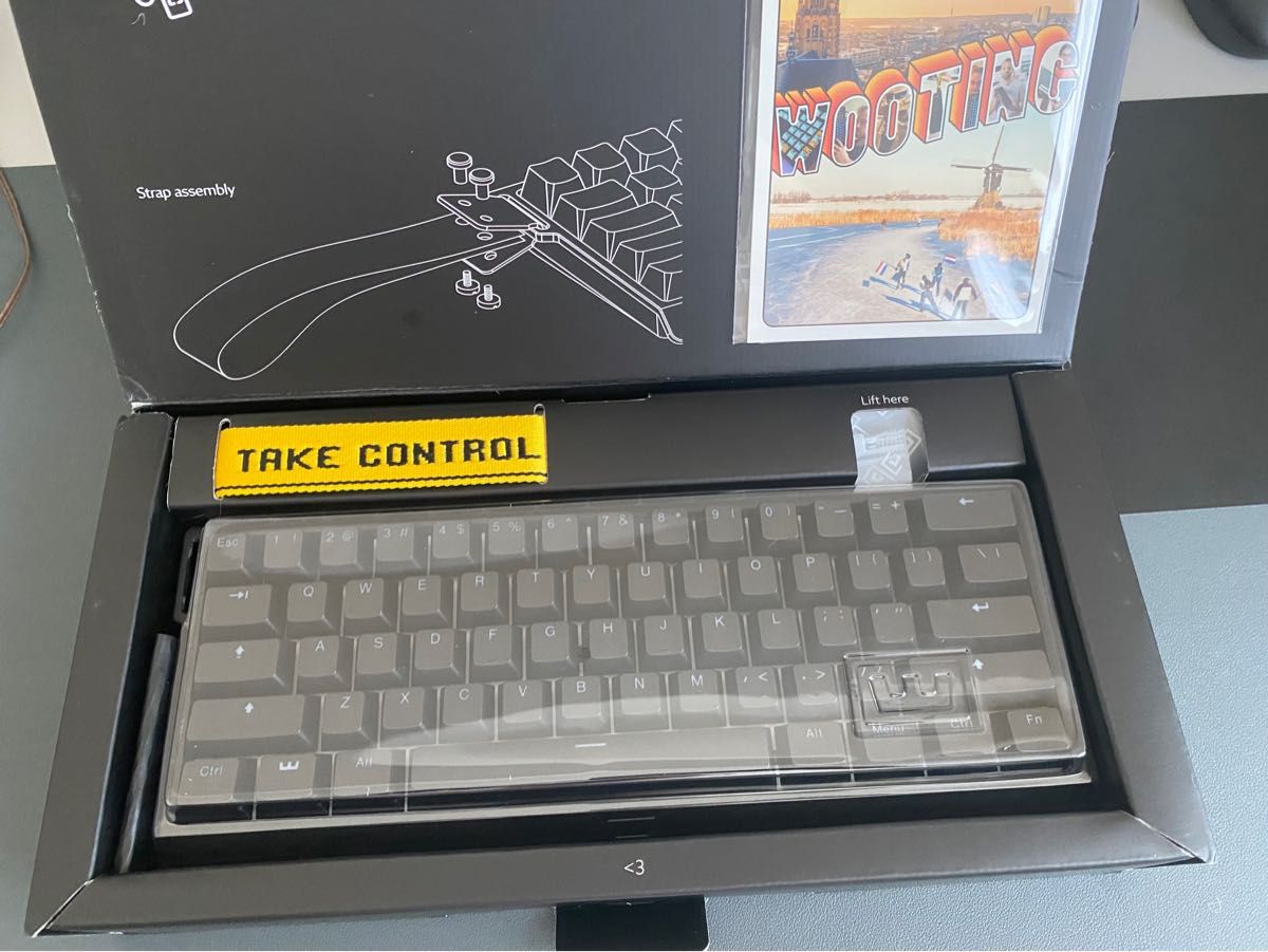 新品同様 開封のみ Wooting 60 HE ゲーミングキーボード 黒 ラビット