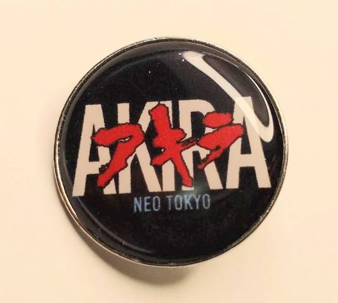 送料無料　AKIRA　アキラ　ブラック　ピンブローチ　ピンズ　バッジ 　アメリカン雑貨　スマアク_画像1