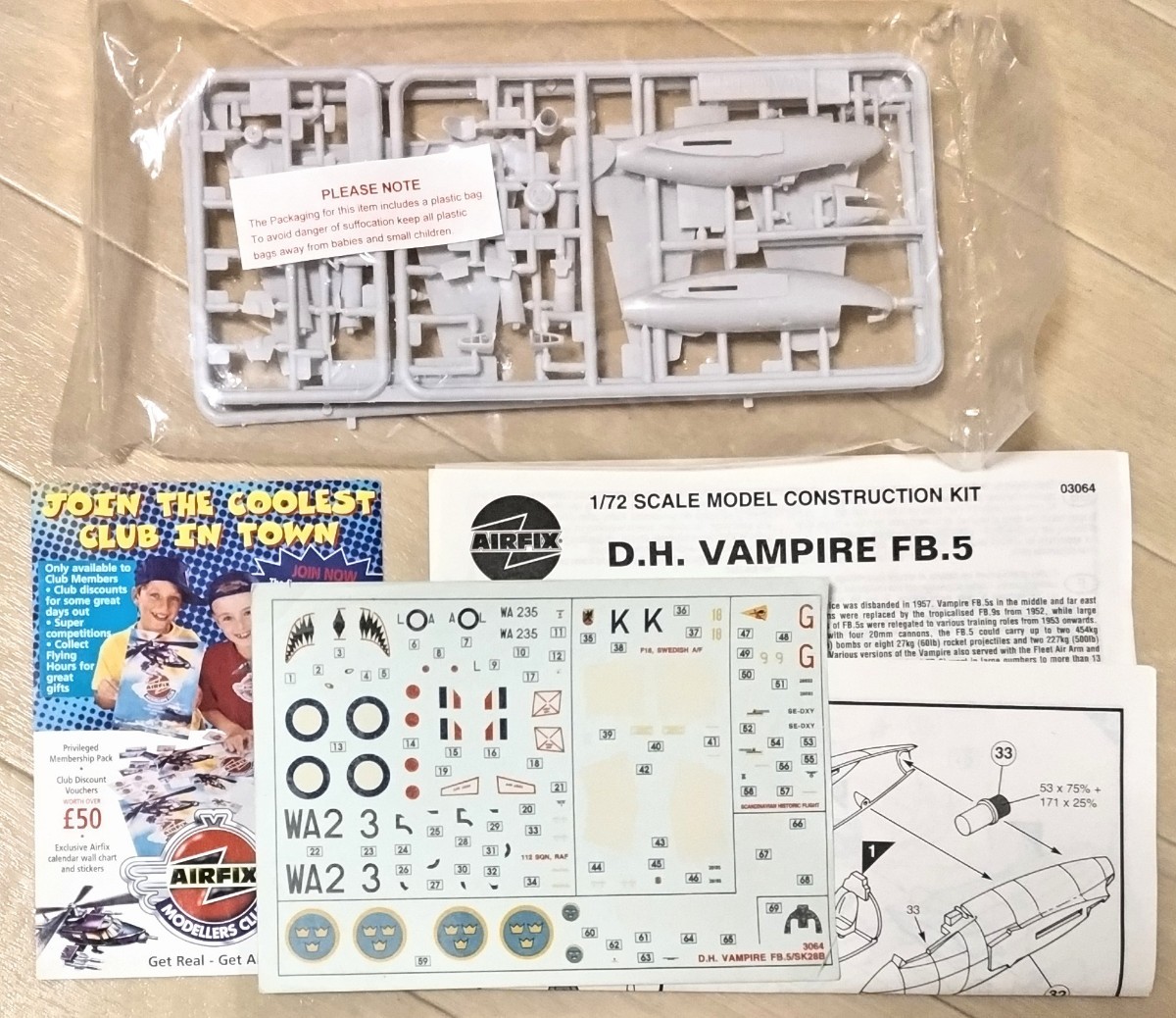 送料無料 エアフィックス Airfix 03064 1/72 Vampire FB5/J28B ヴァンパイア FB5/J28B イギリス空軍・スウェーデン空軍_画像2