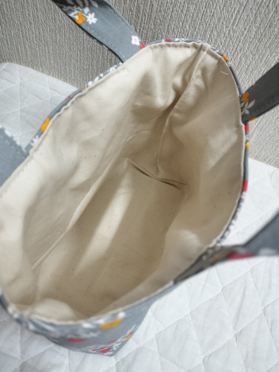 トートバッグ 花柄 万華鏡柄ミニトートバッグ サブバッグ ランチバッグ バッグインバッグ お弁当バッグ お散歩バッグ ハンドメイド