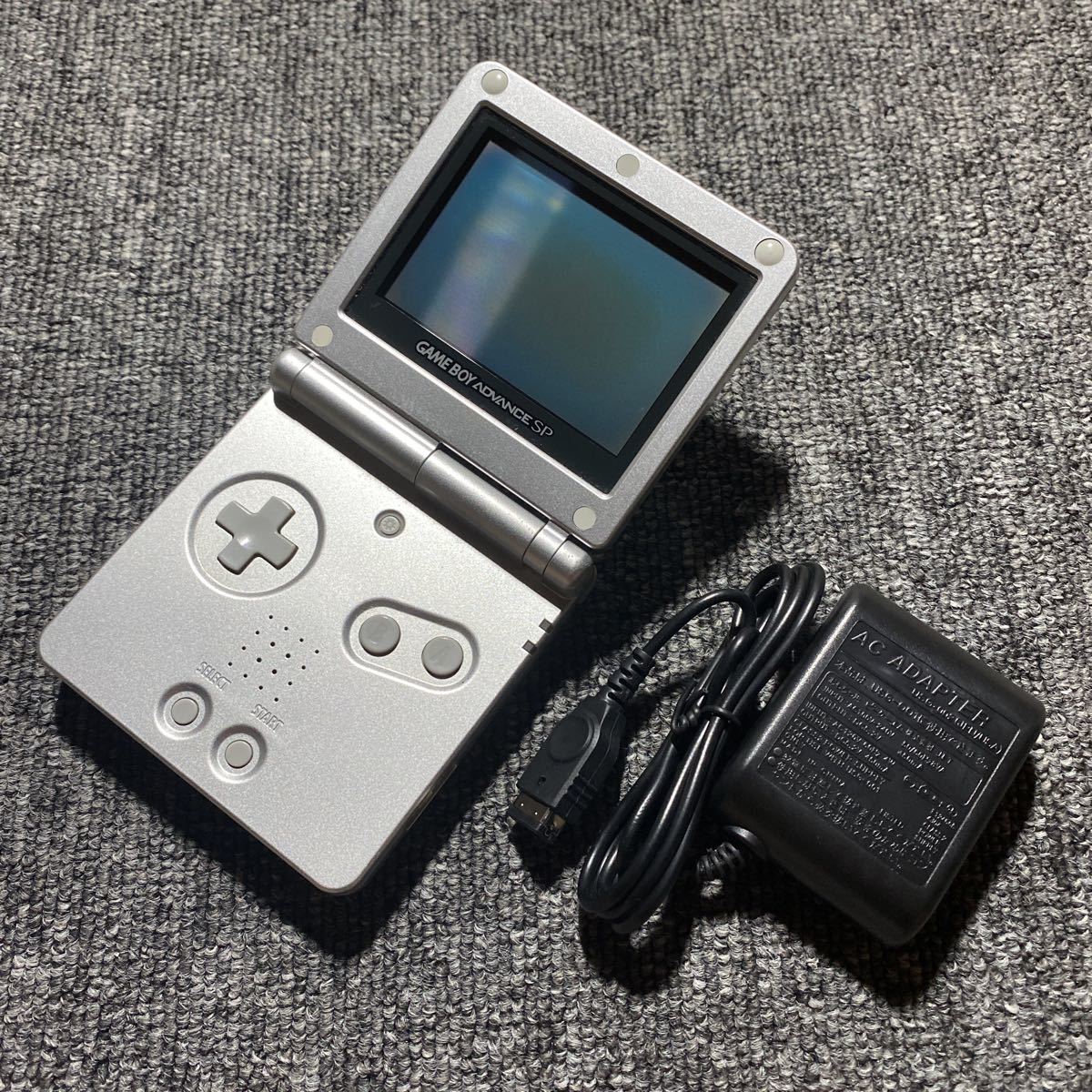 GBA ゲームボーイアドバンスSP プラチナシルバー 充電器付き XJH12708135