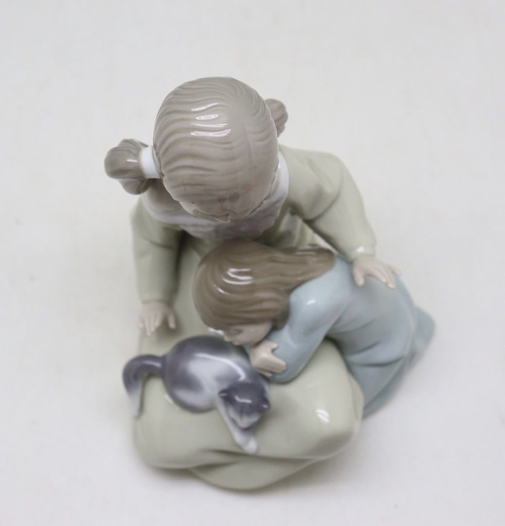 リヤドロ LLADRO リトルシスター NO 1534 フィギュリン 陶器人形 リヤドロ LLADRO リトルシスター NO 1534 フィギュリン 陶器人形