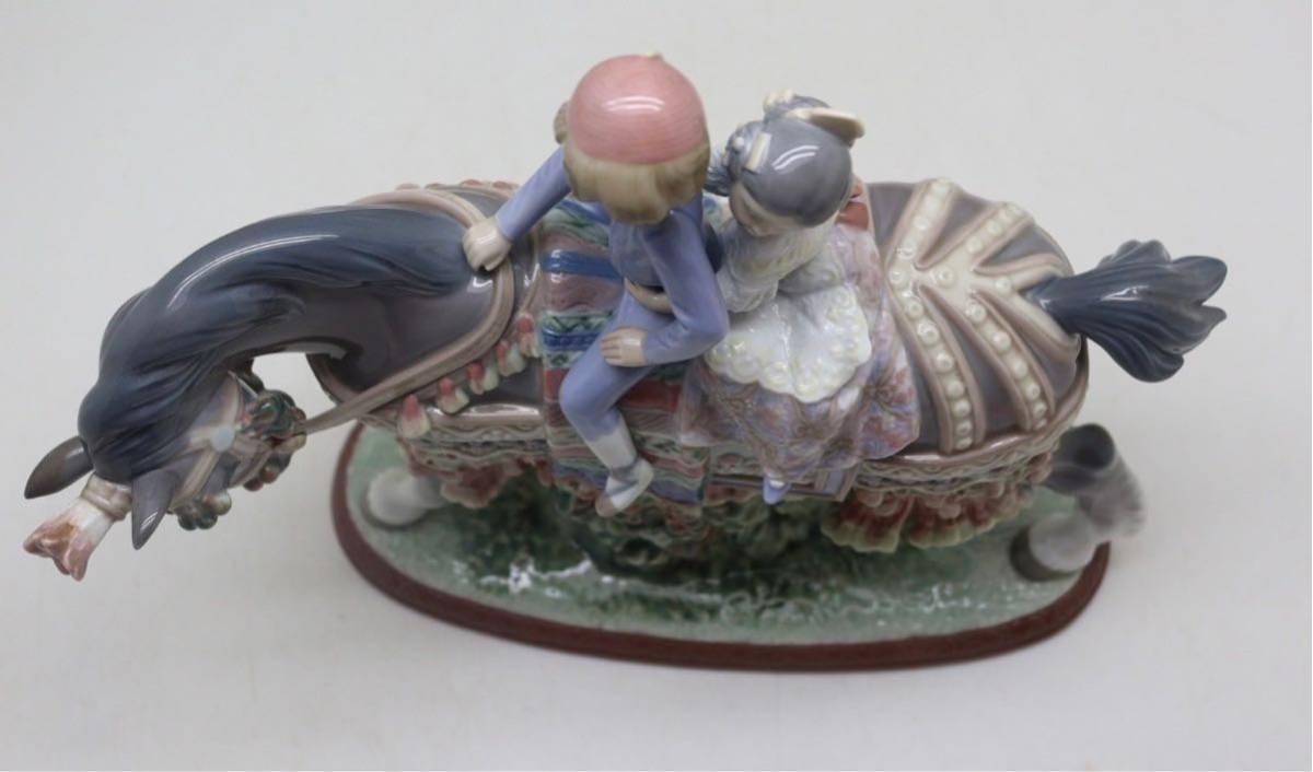 リヤドロ LLADRO 少年少女の行進 NO 1489 フィギュリン 陶器人形 リヤドロ LLADRO 少年少女の行進 NO 1489 フィギュリン 陶器人形