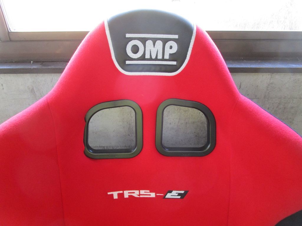 OMP バケットシート TRS 直接引き取り歓迎 新品67,900円_画像2