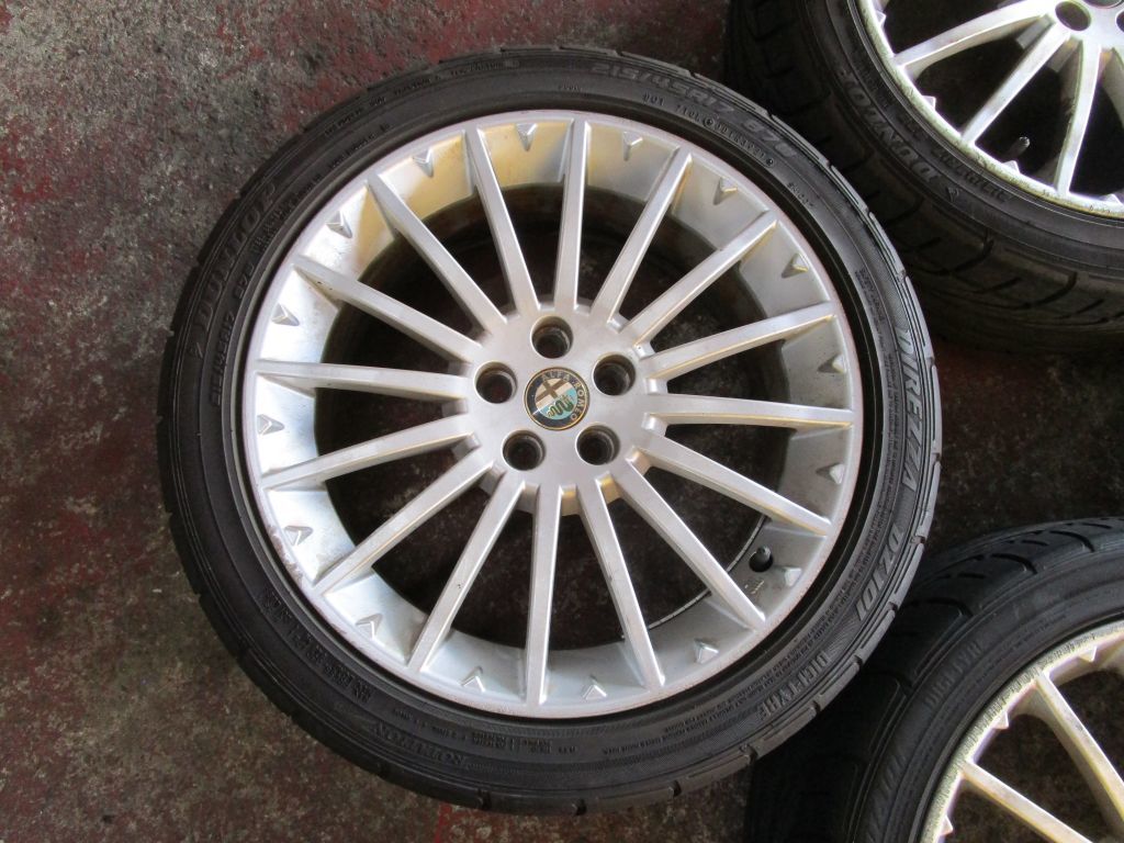 アルファロメオ156 DANLOP DIREZZA DZ101 215/45R17 21年 ホイール 17x7J PCD98 4本セット_画像3