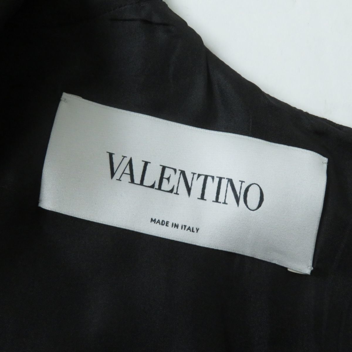 極美品★正規品 VALENTINO ヴァレンティノ KB3VA6X61CF サイドリボンデザイン シルク混 ノースリーブ ロング丈 フレアワンピース 黒 44_画像6