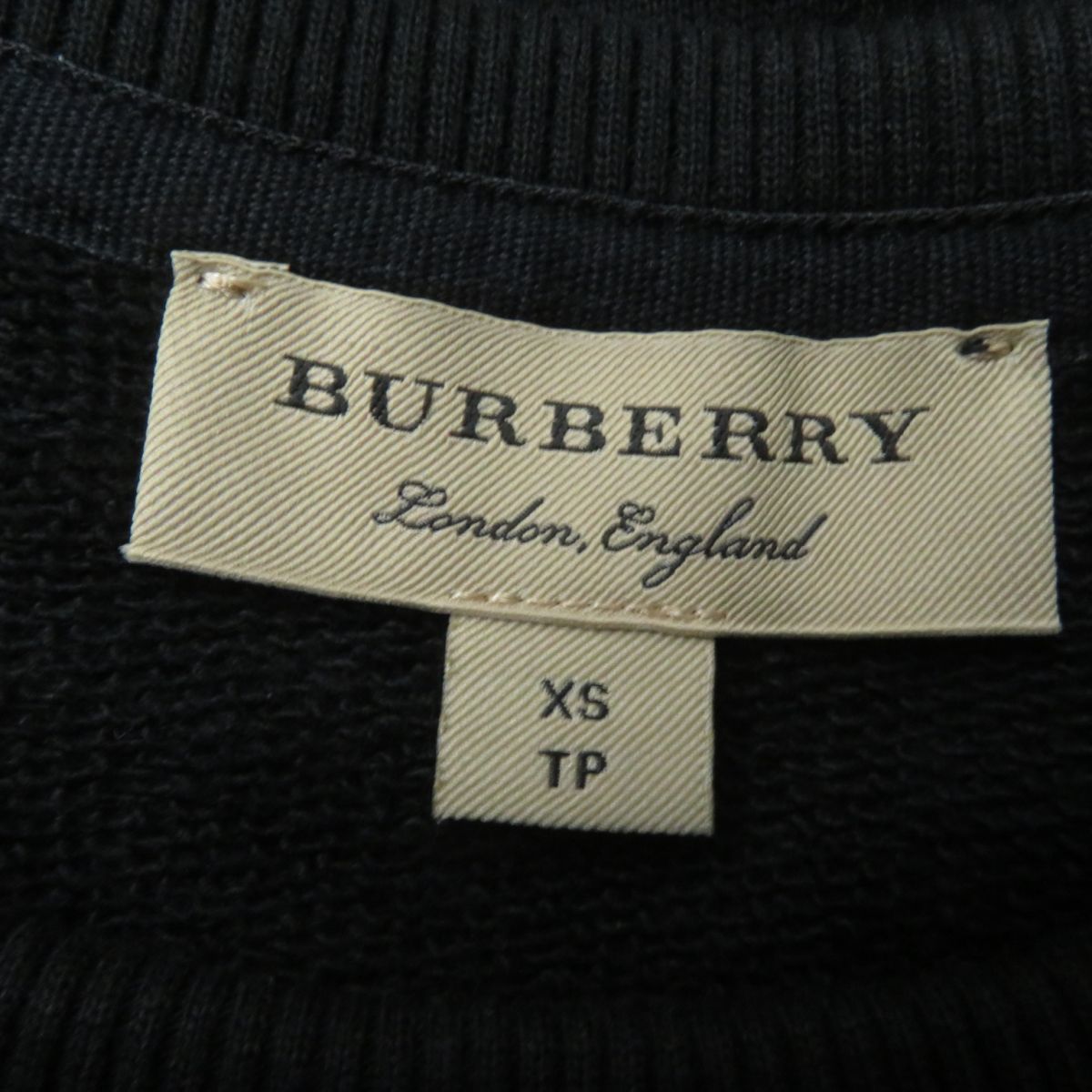  прекрасный товар * стандартный товар Burberry London Англия 8007168 Logo patch есть спортивная фуфайка / футболка черный XS женский Portugal производства 