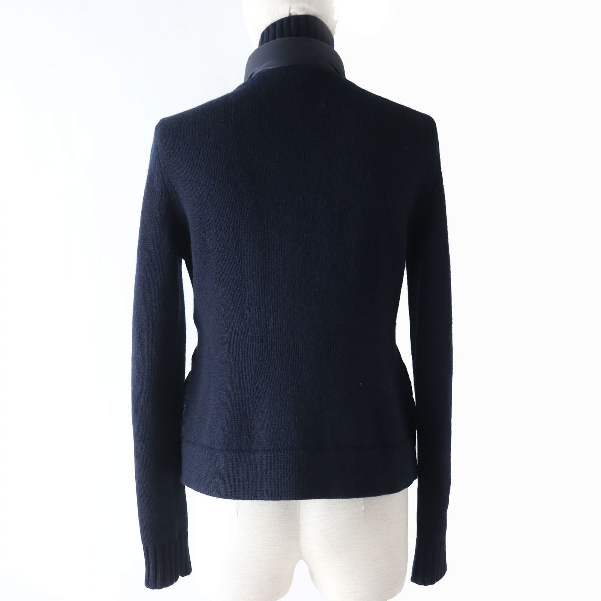 美品△正規品 MONCLER モンクレール 2019年 MAGLIONE TRICOT CARDIGAN ロゴワッペン付き ニット切り替え ダウンジャケット ネイビー XS_画像3