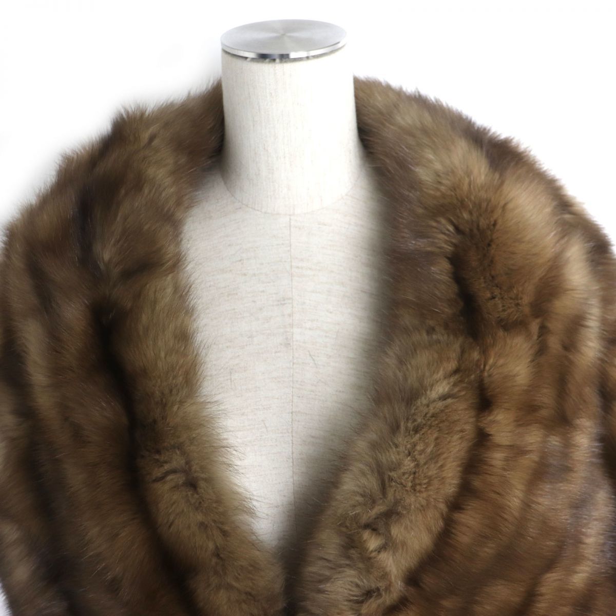 極美品▼Guy Laroche ギラロッシュ SABLE ロシアンセーブル 房付き 本毛皮ショール/ストール ブラウン 毛質艶やか・柔らか◎_画像2