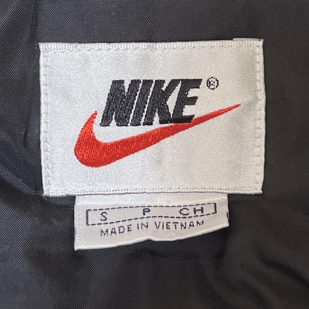 90's NIKE ナイキ 中綿 ベンチコート ホワイトゴールド L ワンポイント 刺繍スウッシュロゴ ビッグロゴ US古着 90年代ヴィンテージ HTK2367_画像6