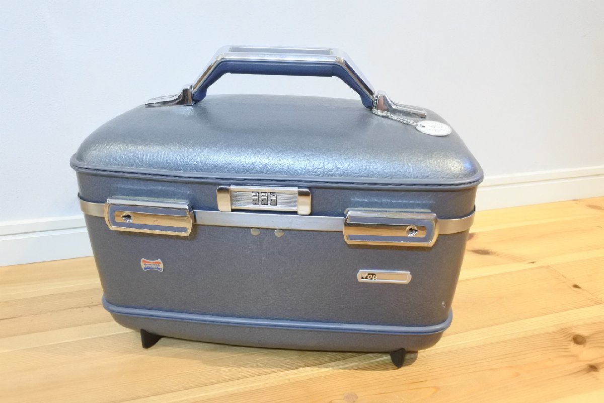 [ Vintage ] America made American tourister( american two li Star ) cosme box | make-up box 