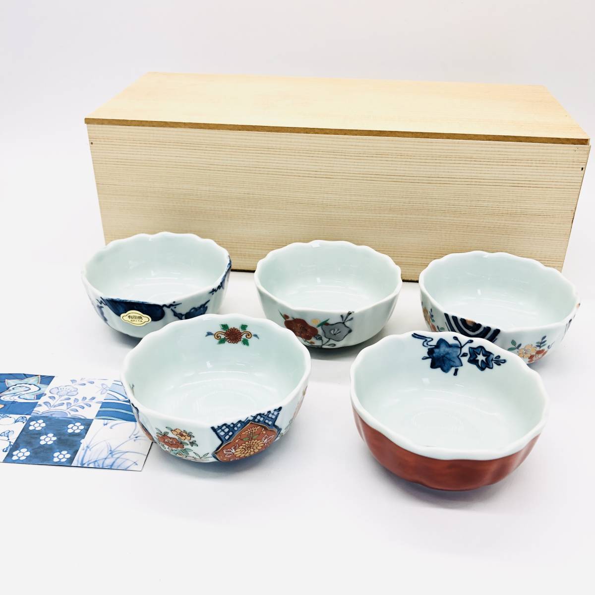 保管品 西陶謹製 有田焼 西雲 絵変り 小鉢揃 小鉢 鉢 絵 5点 5皿 保管品 西陶謹製 有田焼 西雲 絵変り 小鉢揃 小鉢 鉢 絵 5点 5皿