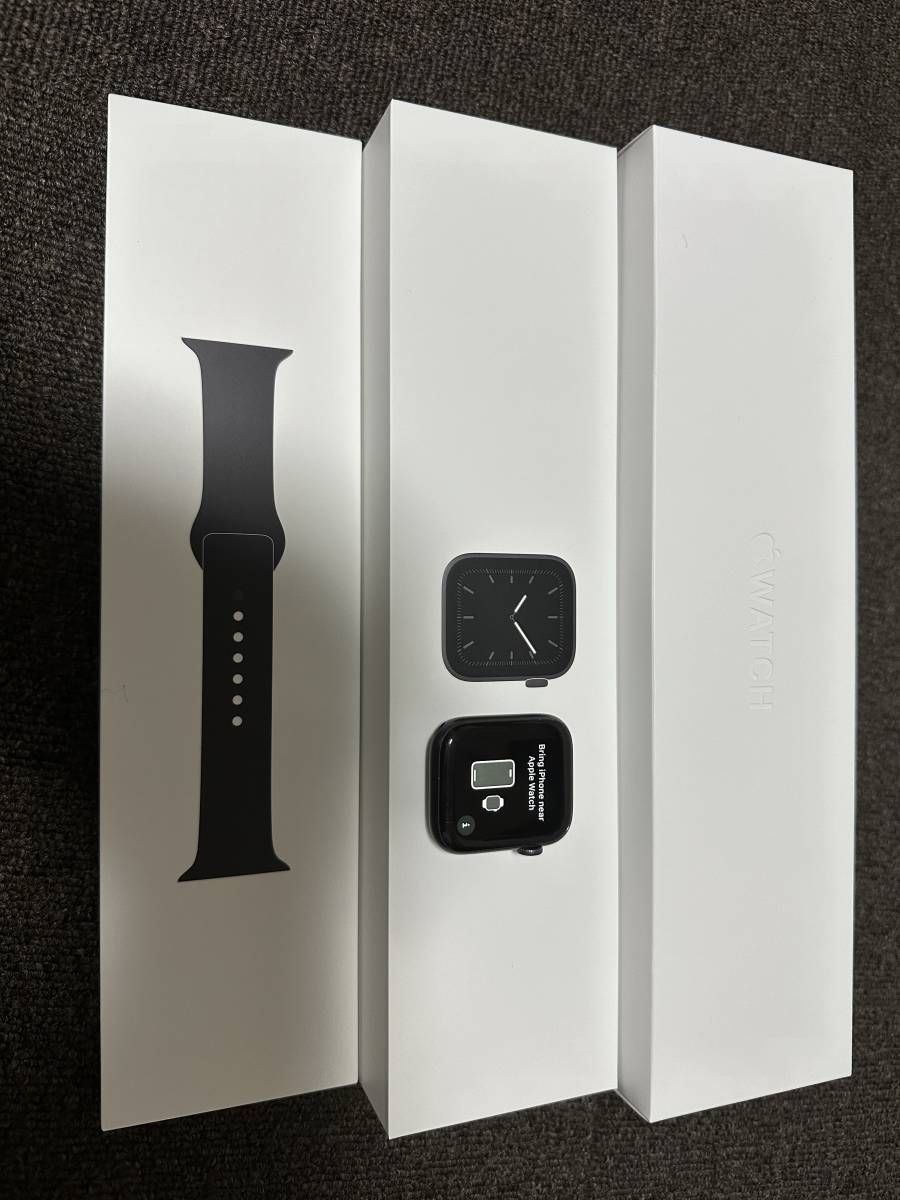 2022新春福袋】 【中古】Apple Watch Series 5 GPSモデル 44mm MWVF2J