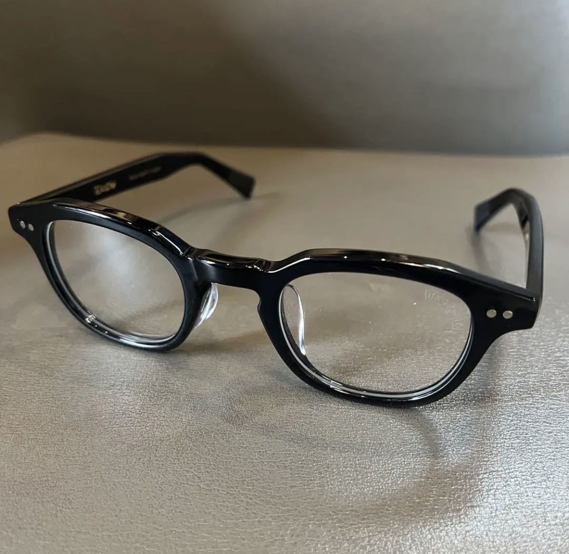 驚きの値段で UNCROWD/アンクラウド LANGLEY black/clear セル