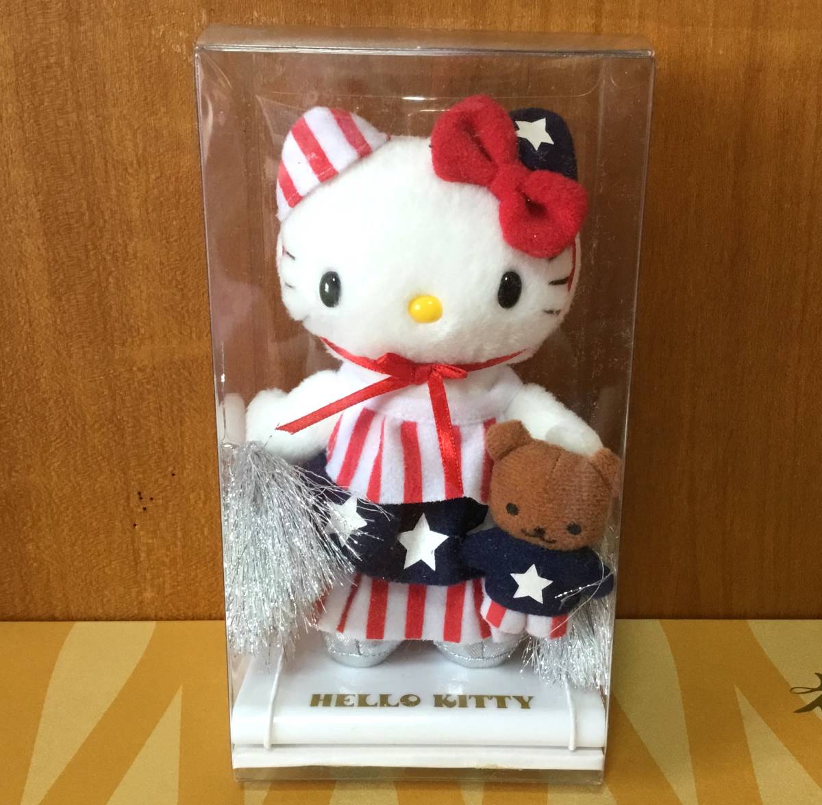 ハローキティ☆ケース入りマスコットドール　アメリカンチアガールキティ　非売品_画像1