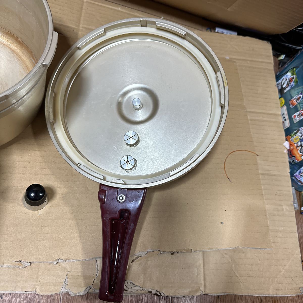 あ-4311）調理器具 家庭用圧力鍋 なべ 中古現状品_画像5