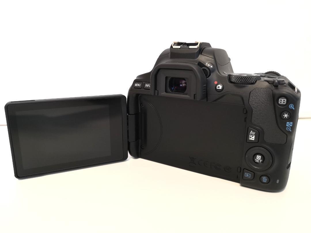 【美品・ボディ新品】 Canon Kiss EOS X10 標準 望遠 単焦点 トリプルレンズ セット ／ EF 50㎜ 1:1.8 II / EF 28-80㎜ / EF 80-200㎜_画像7
