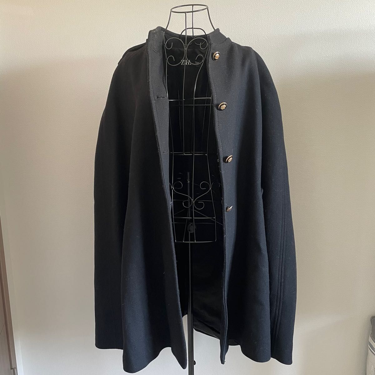 ZARA ポンチョコート ケープコート ブラック Mサイズ 9号 11号 ZARA ポンチョコート ケープコート ブラック Mサイズ 9号 11号
