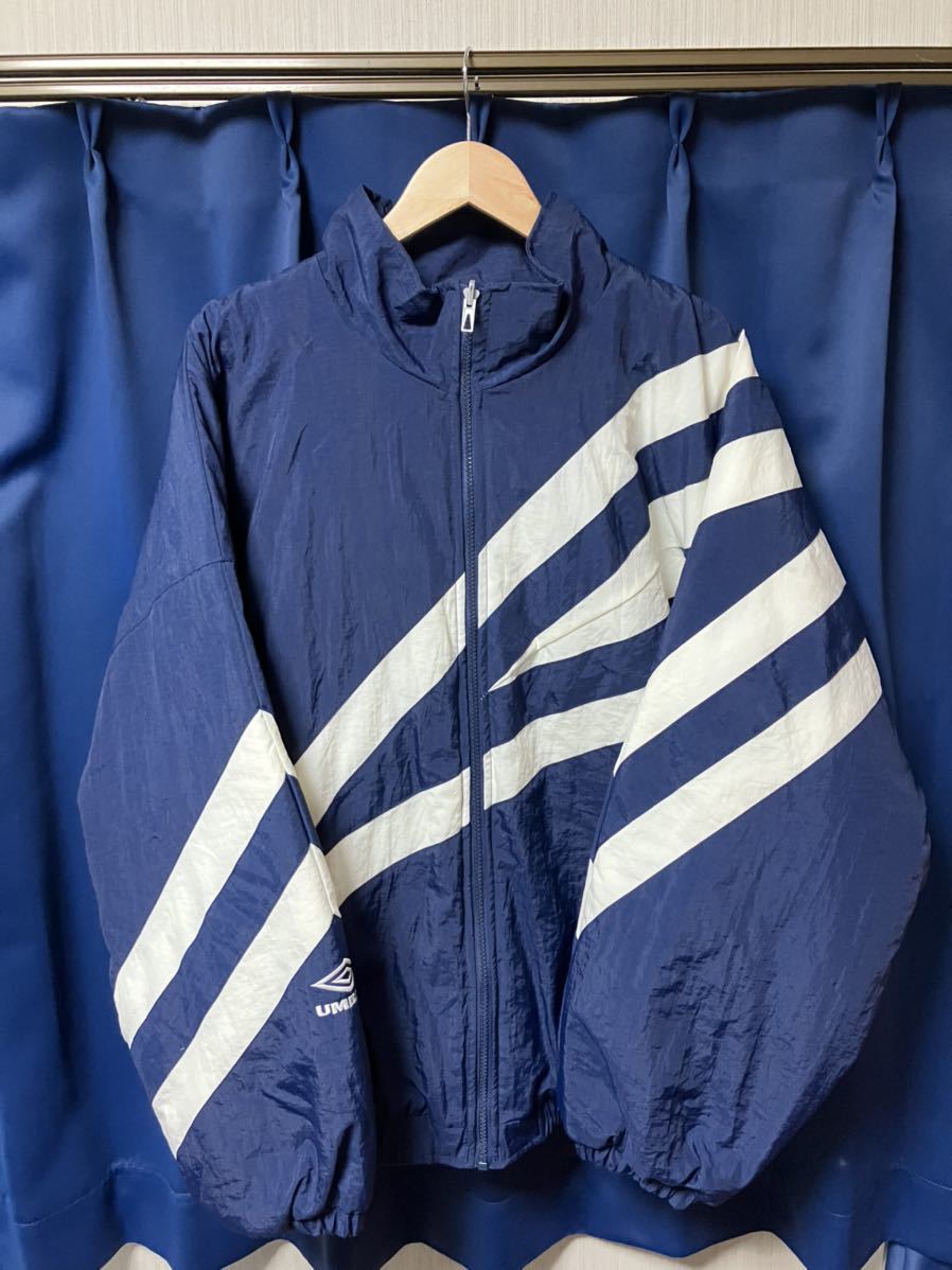 umbro nylon jacket xl アンブロ　ジャケット　ナイロン　中綿　ネイビー　紺　ビンテージ　ヴィンテージ　vintage_画像1