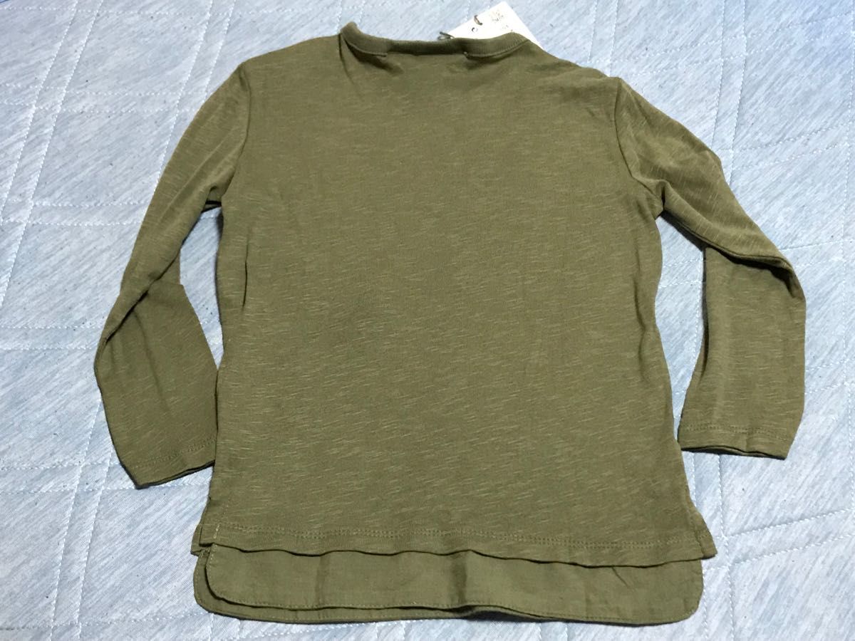 新品 100cm ZARA 長袖Tシャツ　ザラ　カーキ　肩ホック