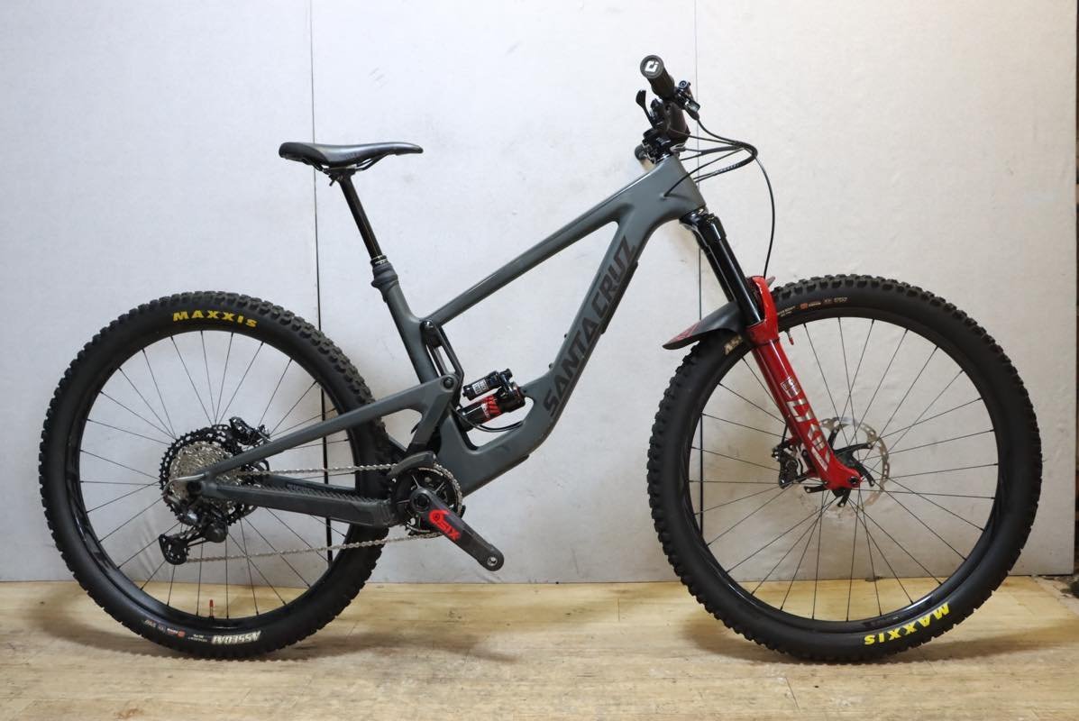 ■Santa Cruz サンタクルズ Megatower CC 29er フルカーボンMTB SHIMANO DEORE XT M8100 1X12S サイズL 2020年モデル 美品_画像1