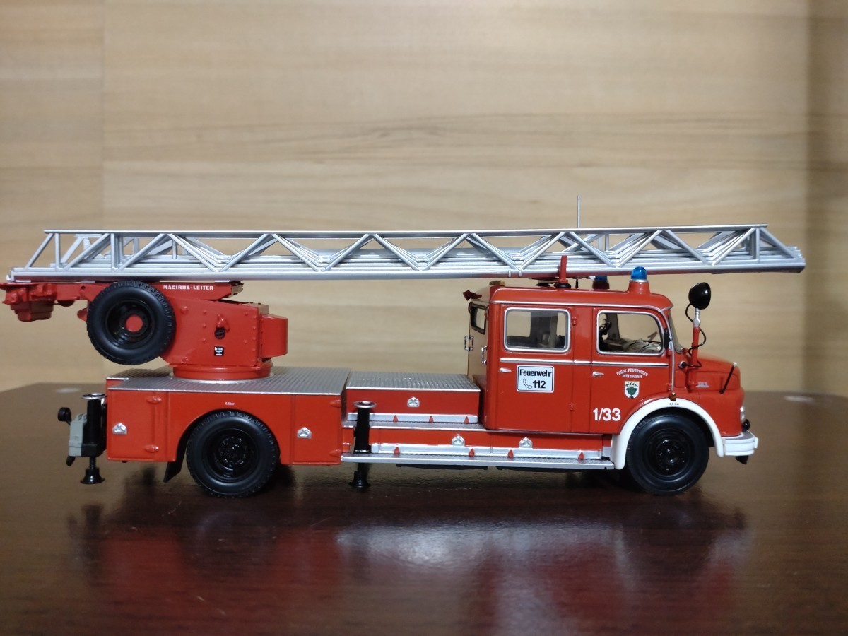  Minichamps ( MINICHAMPS )1/43 Mercedes Benz 1113 ladder fire-engine 1966