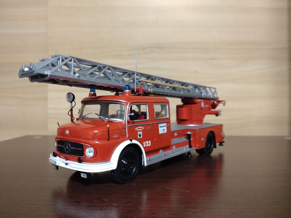  Minichamps ( MINICHAMPS )1/43 Mercedes Benz 1113 ladder fire-engine 1966
